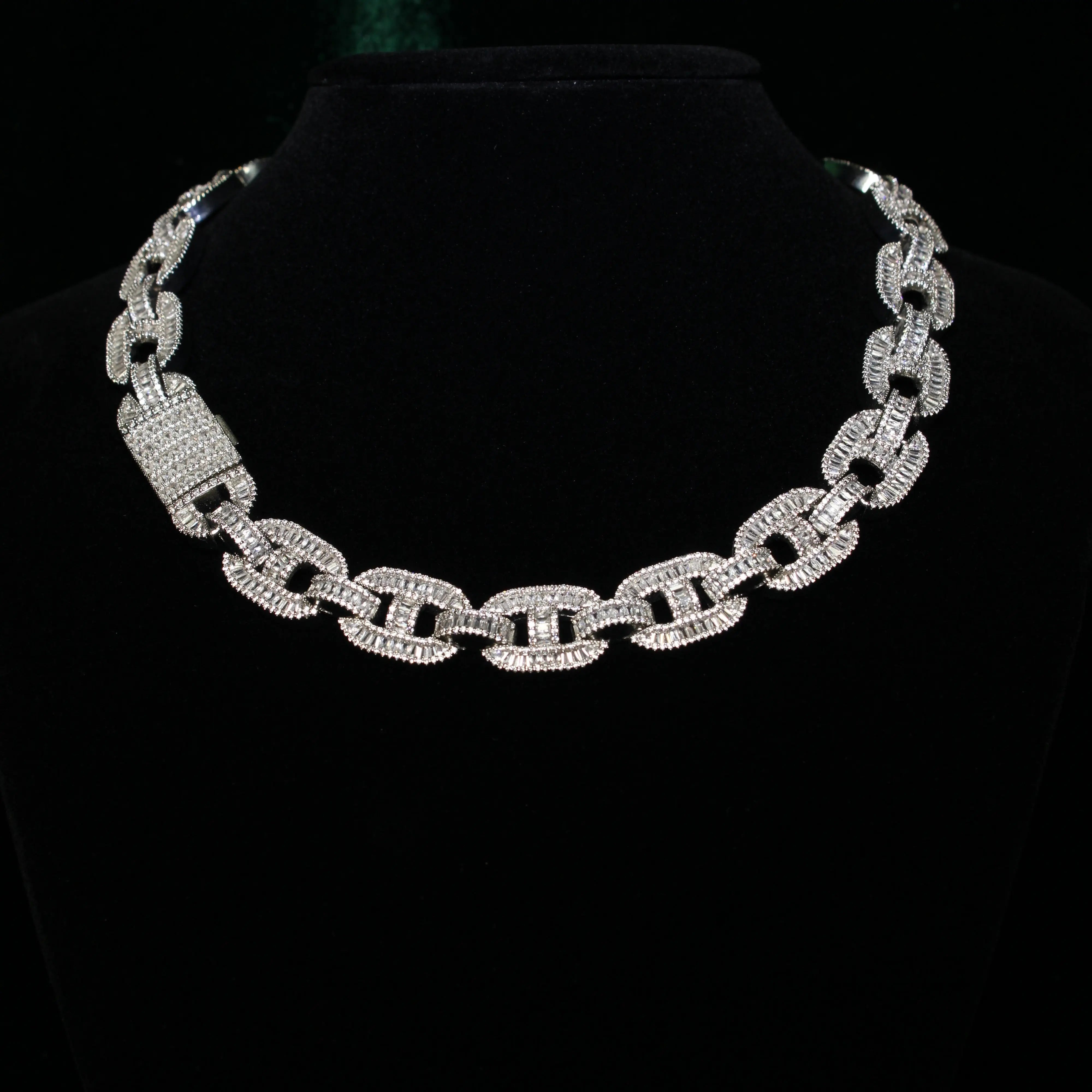 15mm Baguette Mariner Link Chain in White Gold | - The Icetruck
