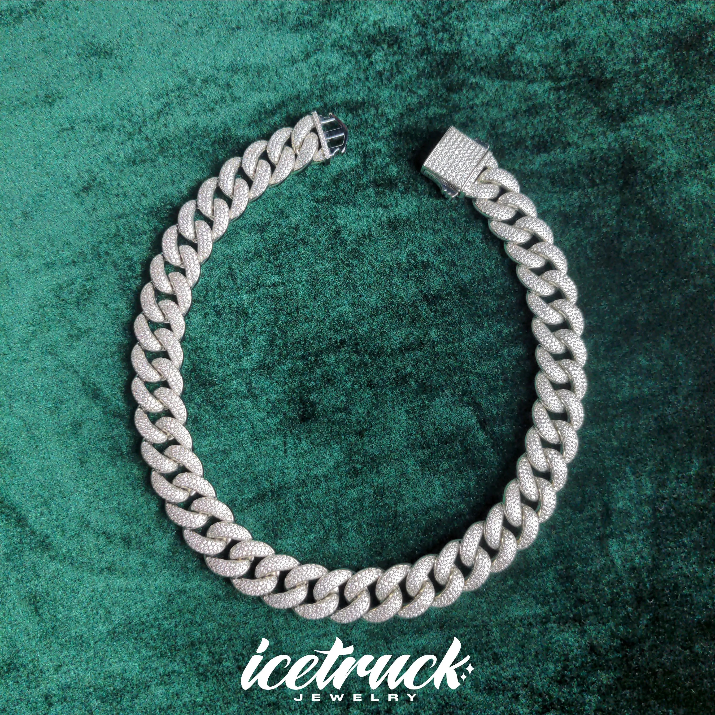 18mm Iced Cuban Link Chain in White Gold | - The Icetruck