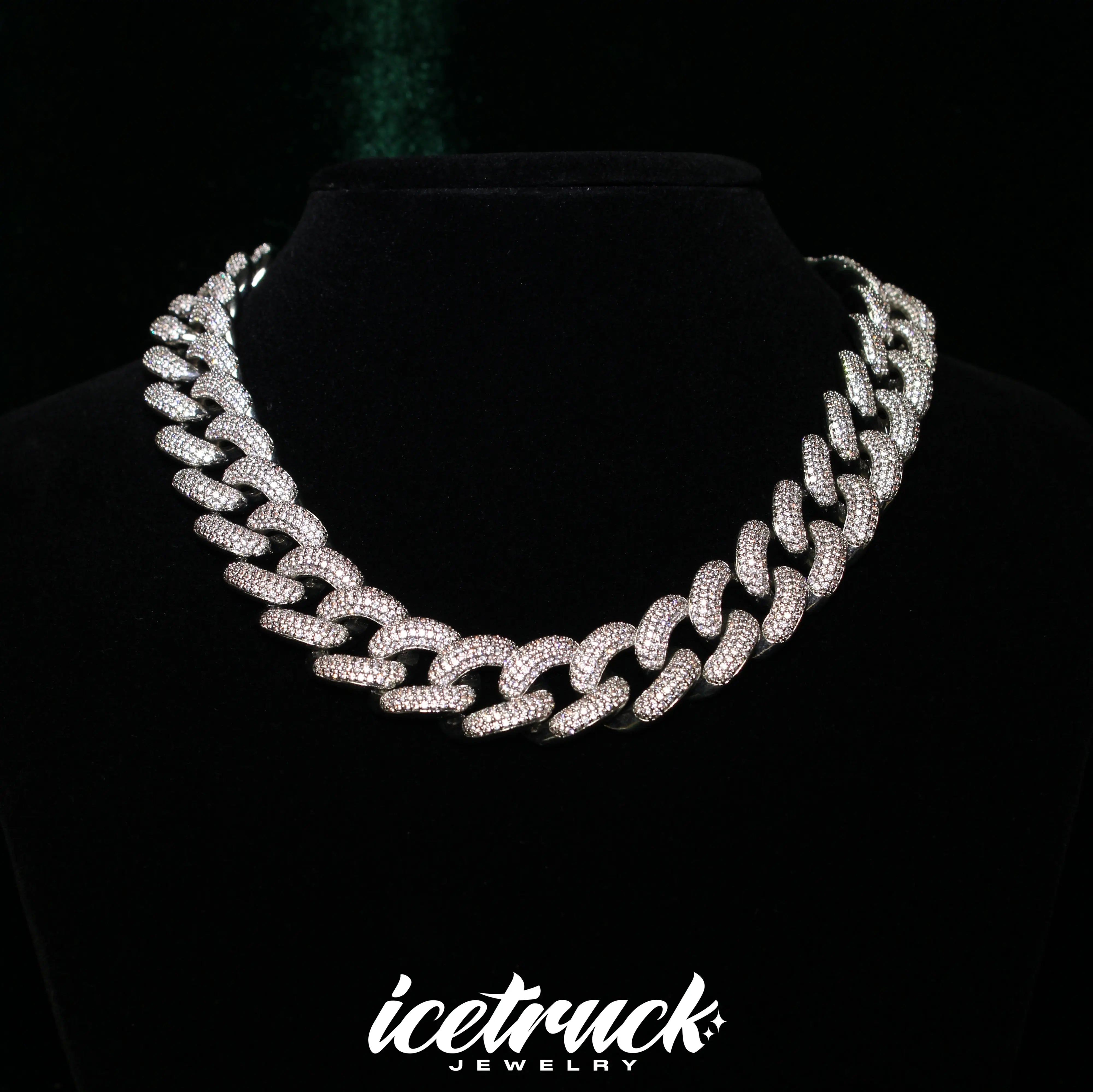 20mm Iced Cuban Link Chain in White Gold | - The Icetruck