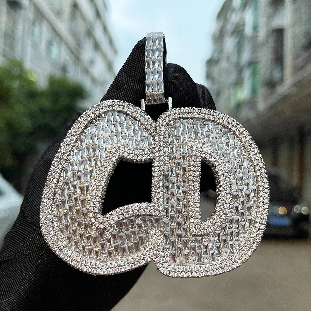 Custom Baguette Diamond Bubble Font Pendant kaufen