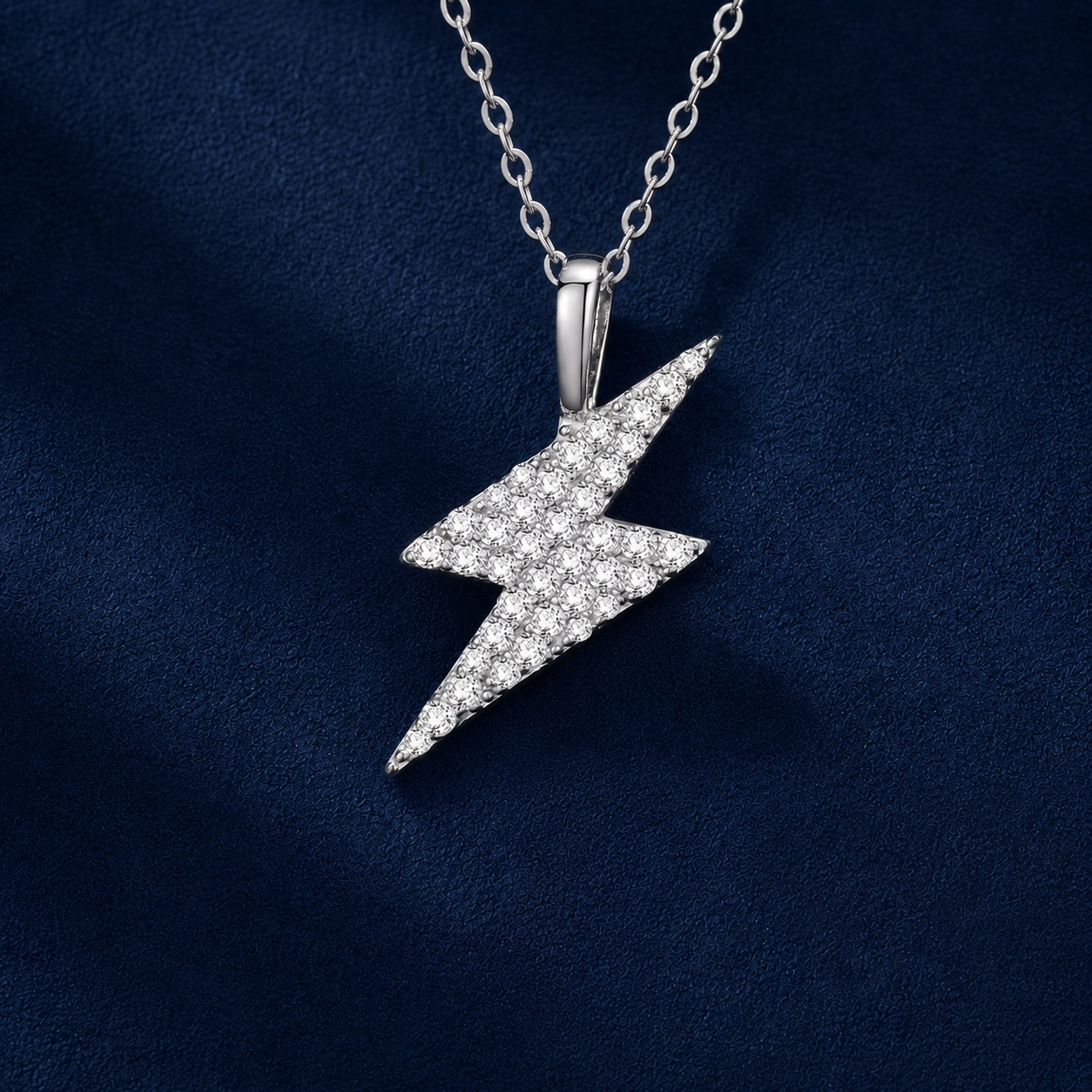S925 Moissanite Lightning Bolt Pendant