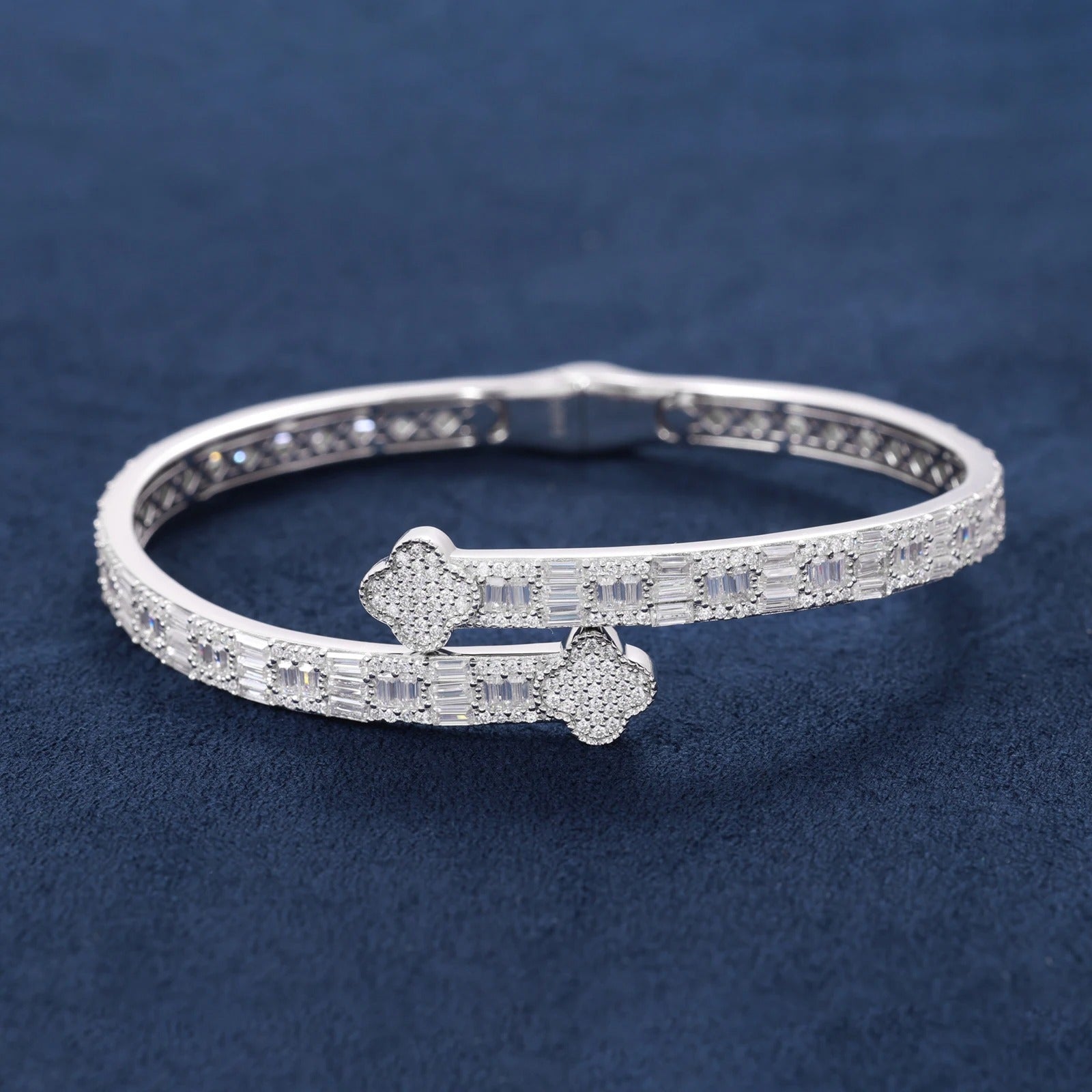 Moissanite Baguette Clover Bangle in 925 Silver