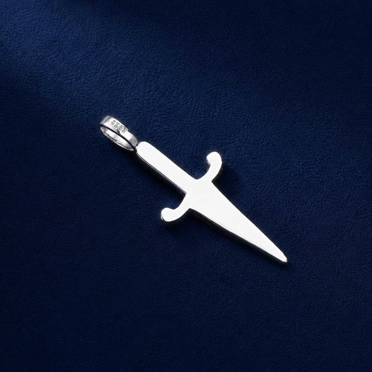 S925 Moissanite Dagger Pendant