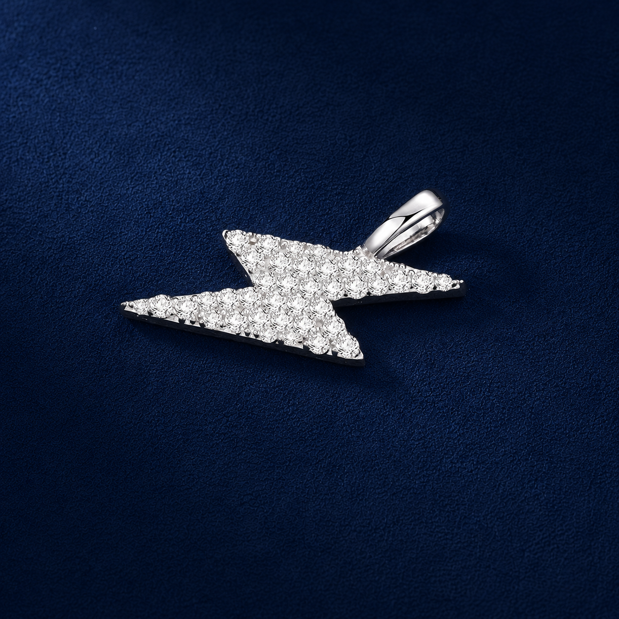 S925 Moissanite Lightning Bolt Pendant