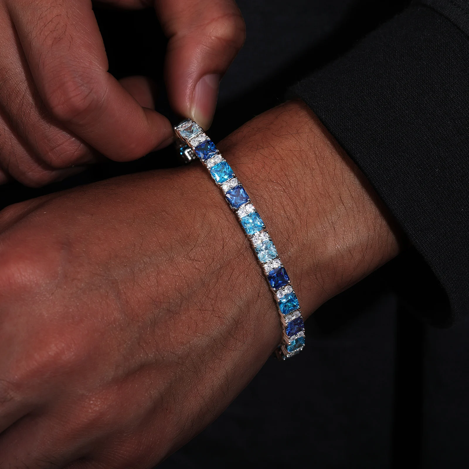 Moissanite Ocean Blue Tennis Bracelet in 925 Silver